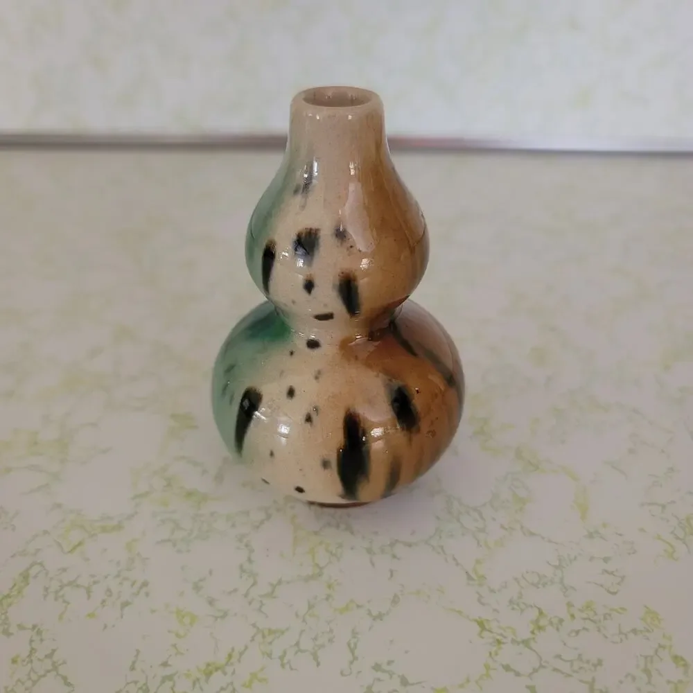 Ceramic Gourd neck potter vase green brown mini mottled glaze 4